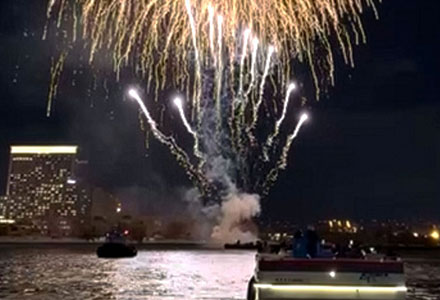 BLUE FRONT SHIBAURA（BFS）発着 お台場花火クルーズ